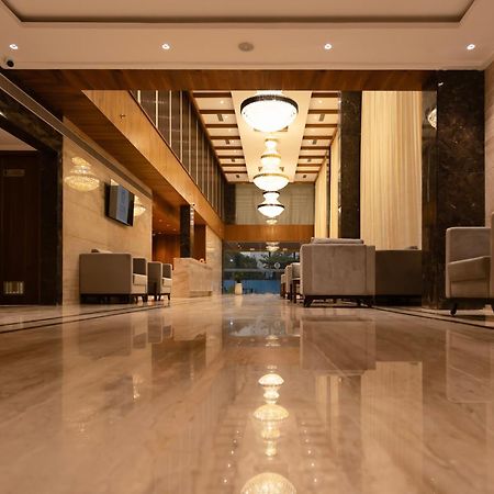 Icon Grand Hotel By Bhagini Bangalore Dış mekan fotoğraf