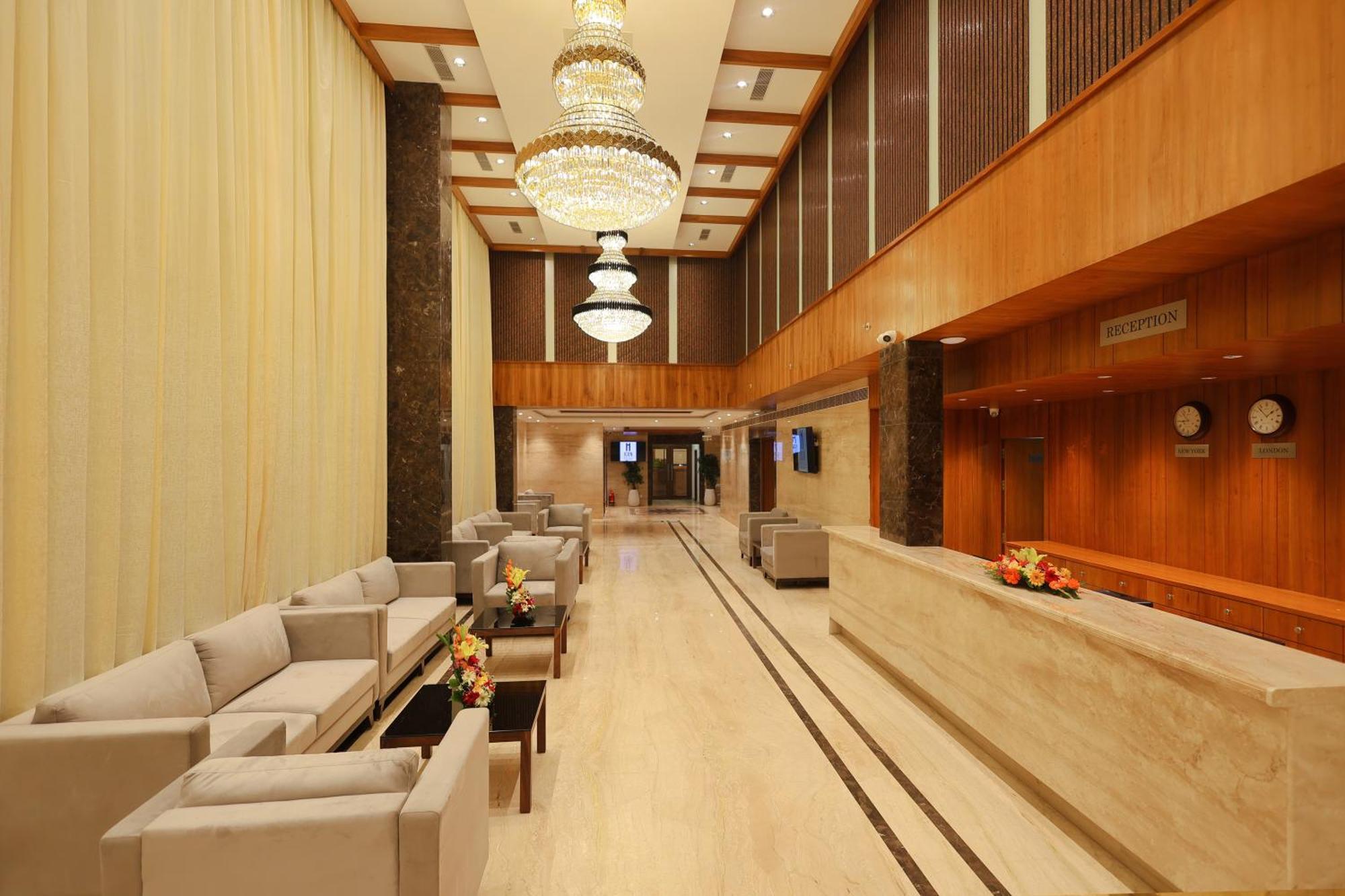 Icon Grand Hotel By Bhagini Bangalore Dış mekan fotoğraf