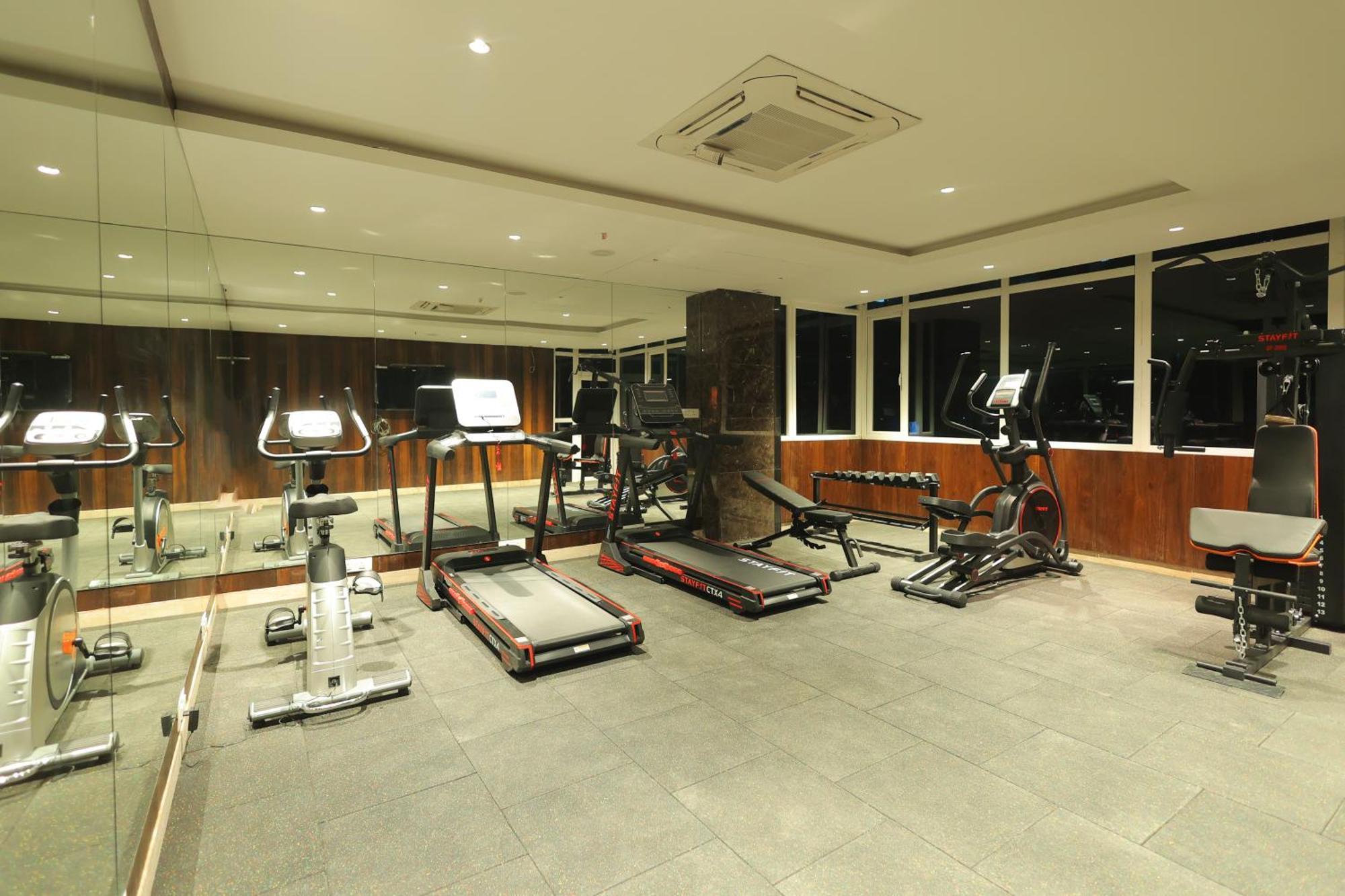 Icon Grand Hotel By Bhagini Bangalore Dış mekan fotoğraf