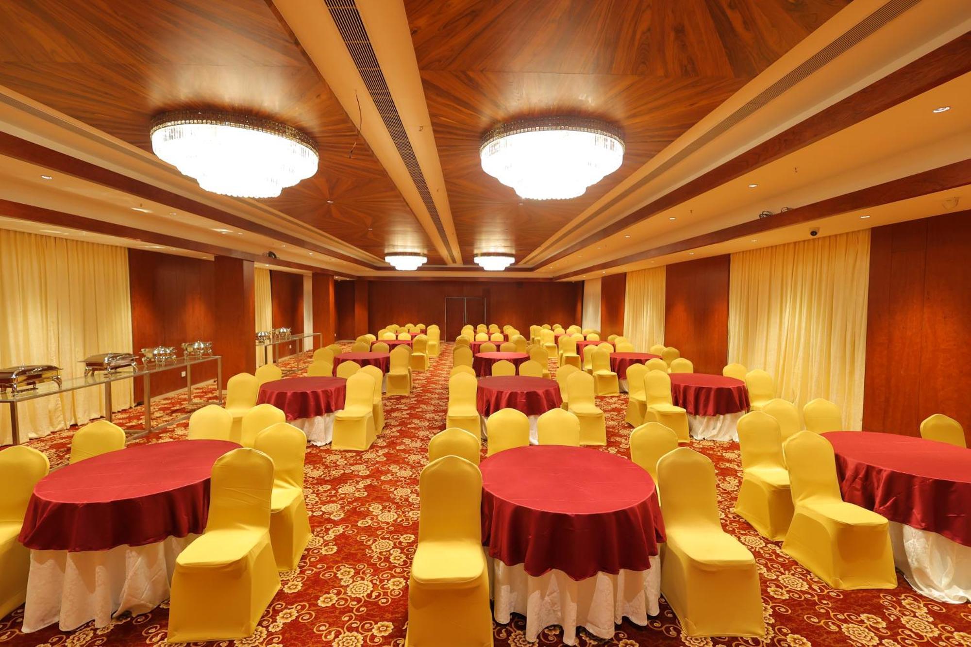 Icon Grand Hotel By Bhagini Bangalore Dış mekan fotoğraf