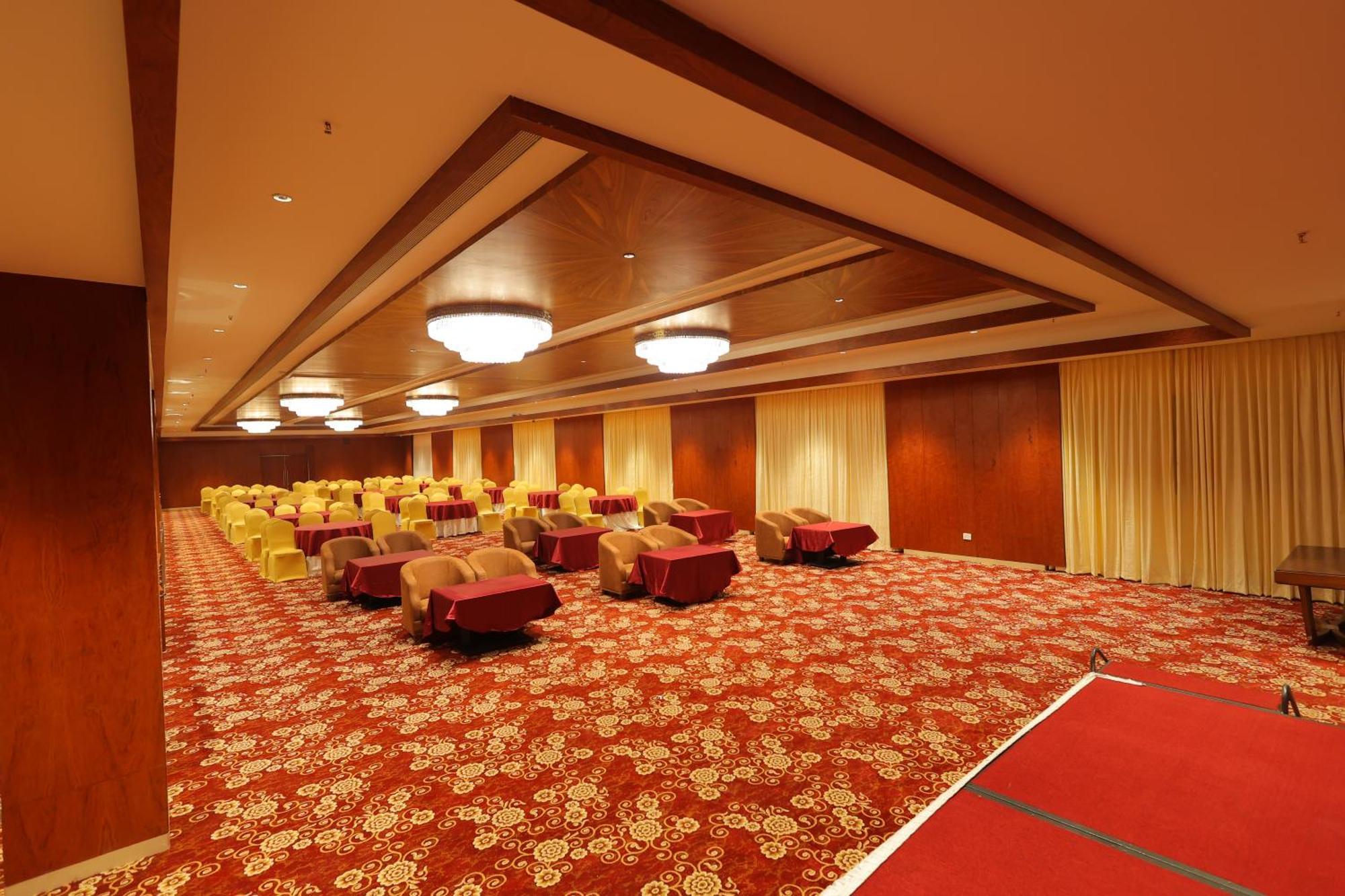 Icon Grand Hotel By Bhagini Bangalore Dış mekan fotoğraf