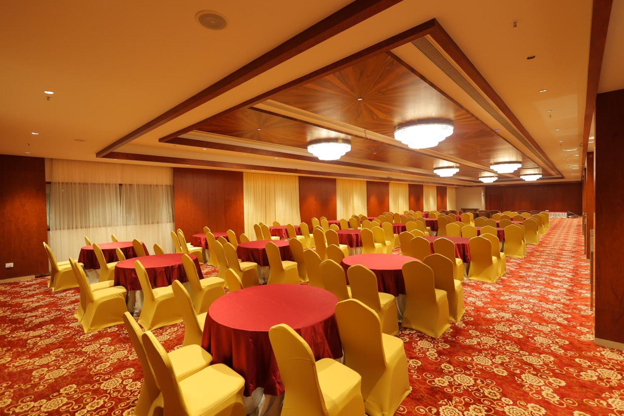 Icon Grand Hotel By Bhagini Bangalore Dış mekan fotoğraf