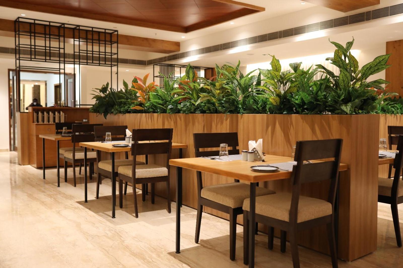 Icon Grand Hotel By Bhagini Bangalore Dış mekan fotoğraf
